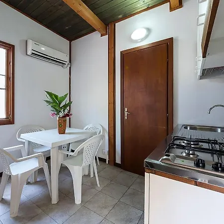 Cosy Mobile Home In Sorso With Garden