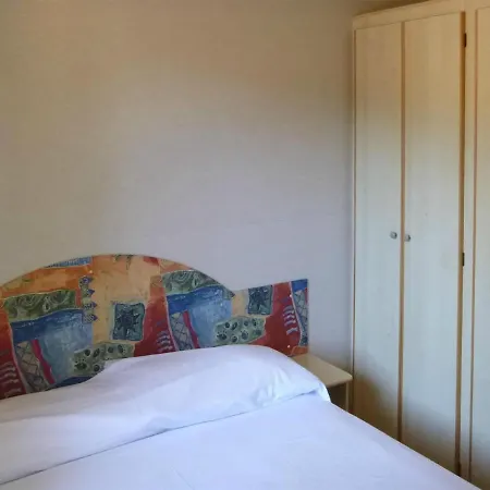 Cosy Mobile Home In Sorso With Garden Dom wakacyjny Sorso